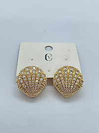 Gold Rengi Taş Detaylı Midye Küpe