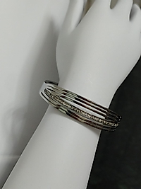 Çelik Gümüş Sıra Taş Kelepçe