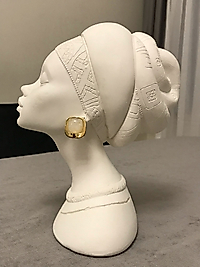 Gold Beyaz Akrilik Küpe