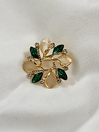 Vintage Tarzı Işıltılı Yeşil Taşlı Broş
