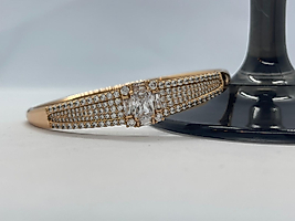 Rose Gold Baget Taş Detay Kelepçe