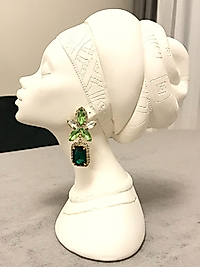 Yeşil Kare Taş Detay Küpe