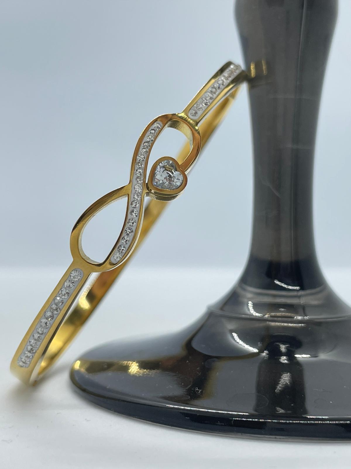 Taş Detay Sonsuzluk Kelepçe