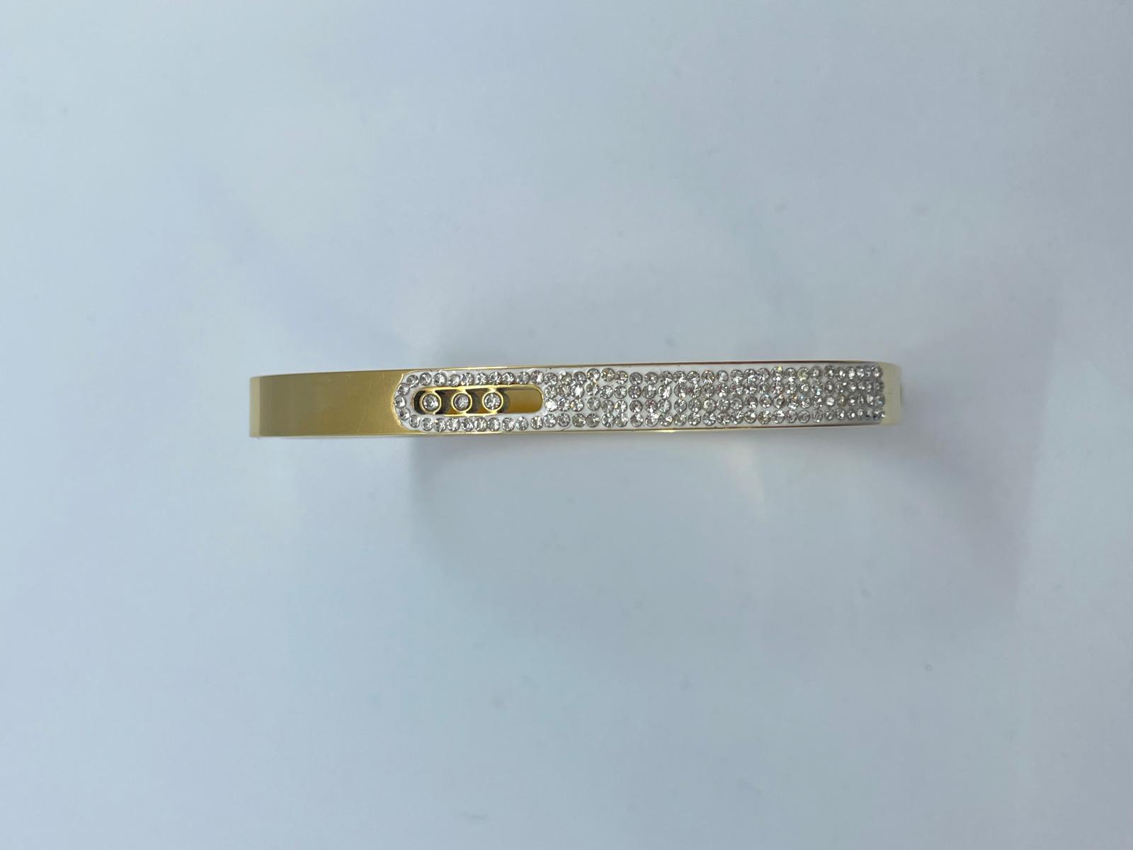 Taş Detay Kare Kelepçe