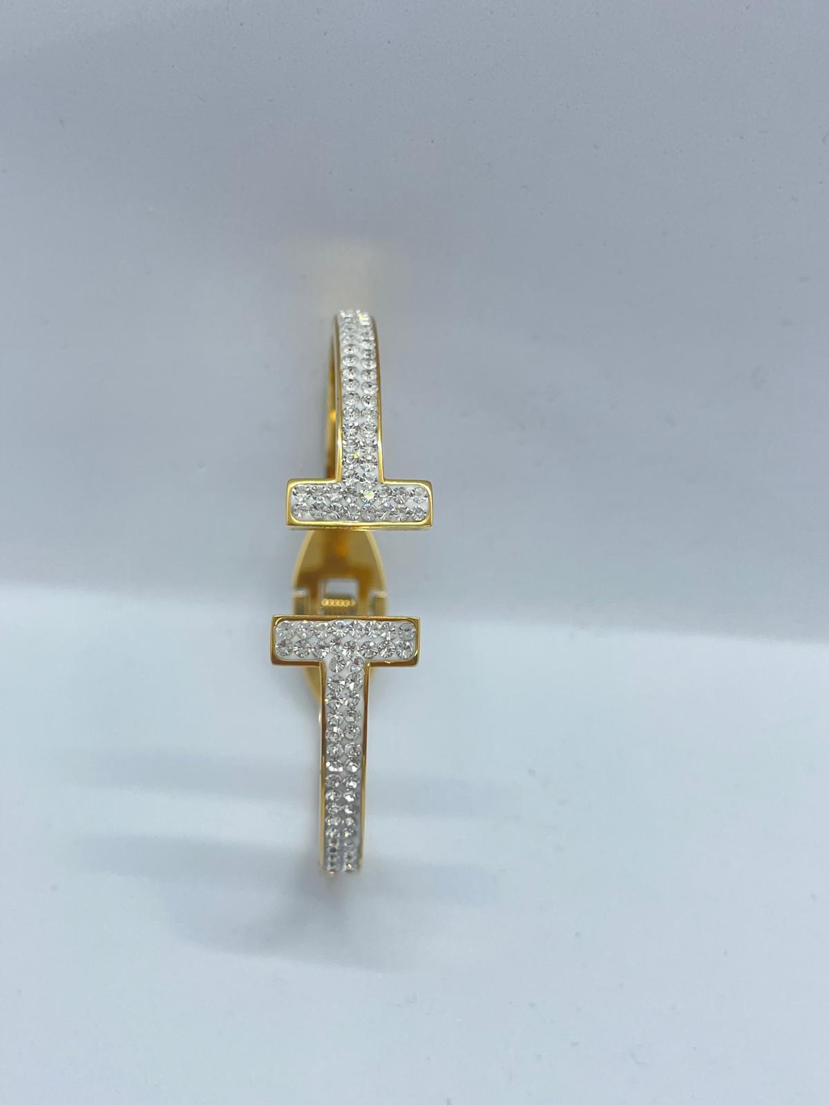 Zirkon Taş Detay Marka Kelepçe