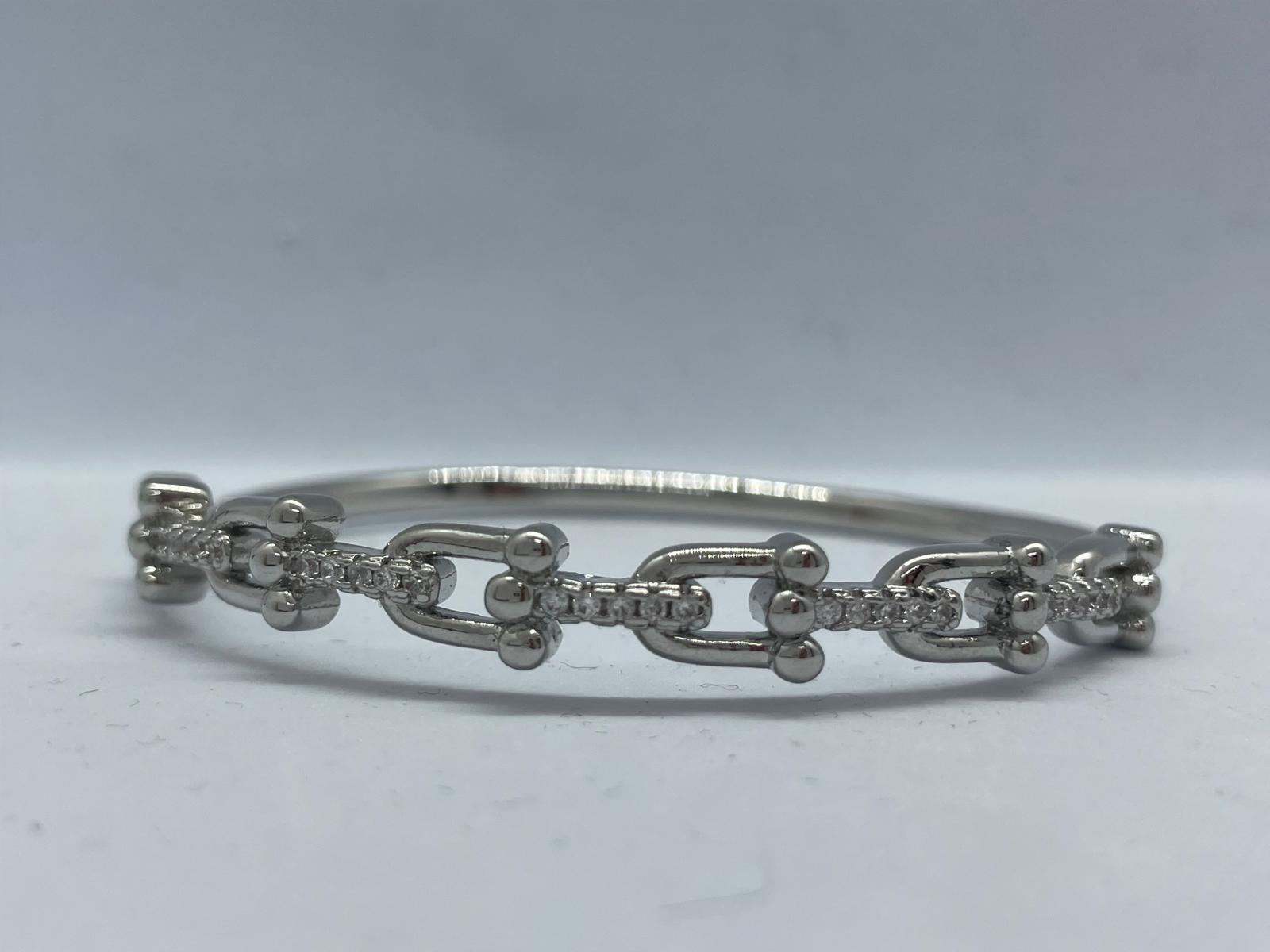 Tıfanı Model Kelepçe