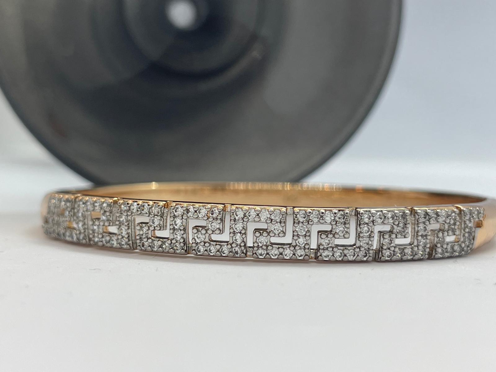 Rose Gold Sıra Taş Detay Kelepçe