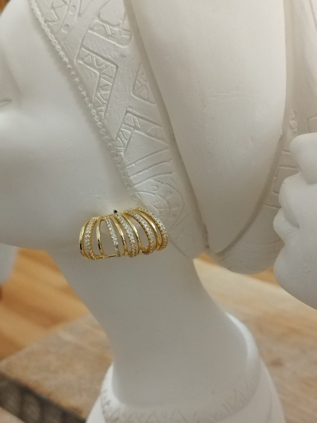 Gold Taş Detay Çoklu Görünümlü Küpe