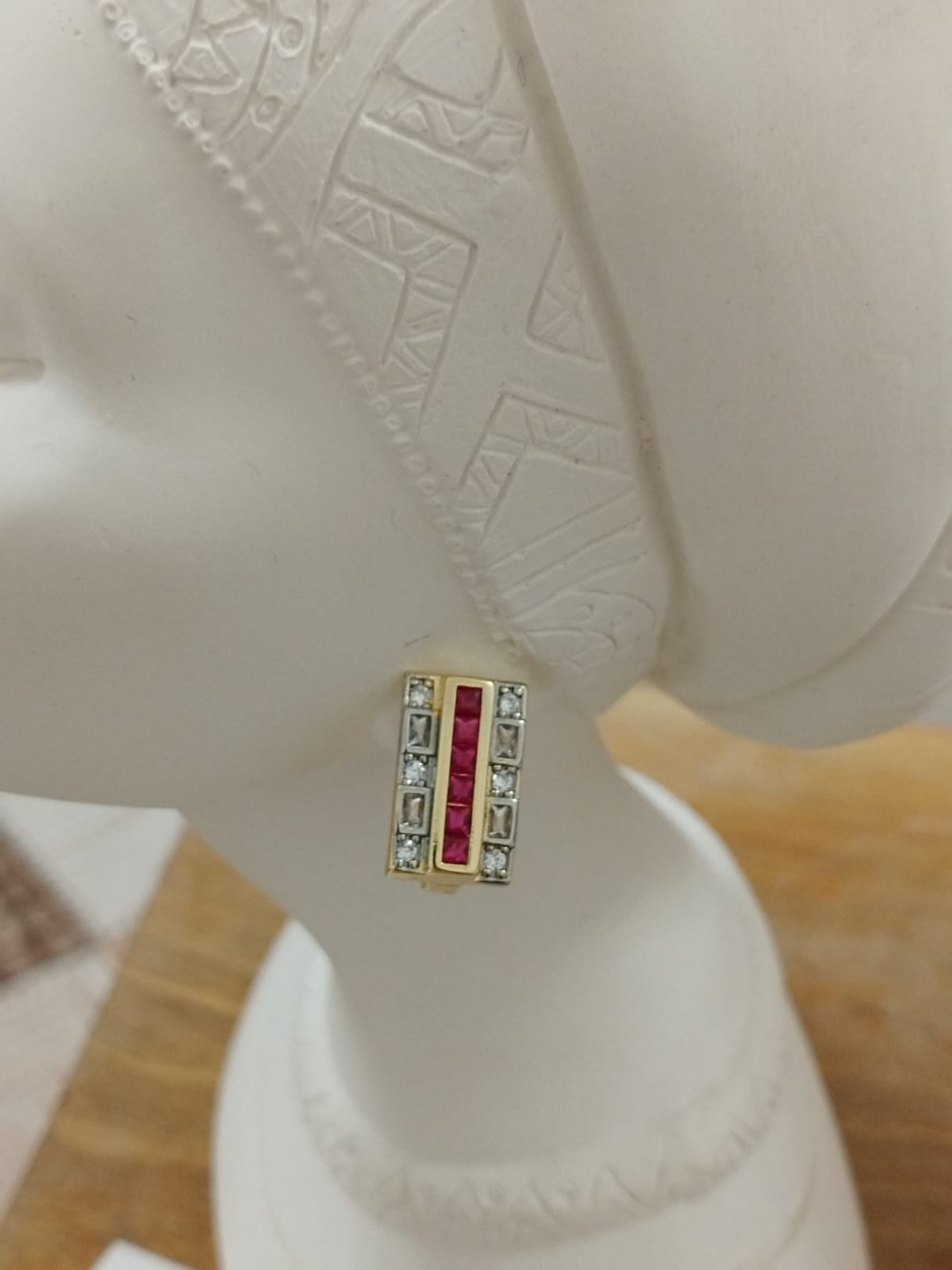 Gold Rengi Gümüş&Pembe Taş Detay Küpe