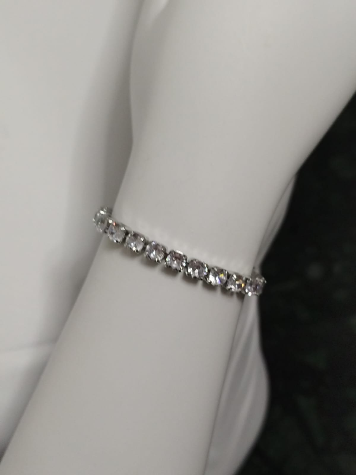 Taşlı Gümüş Su Yolu Bileklik