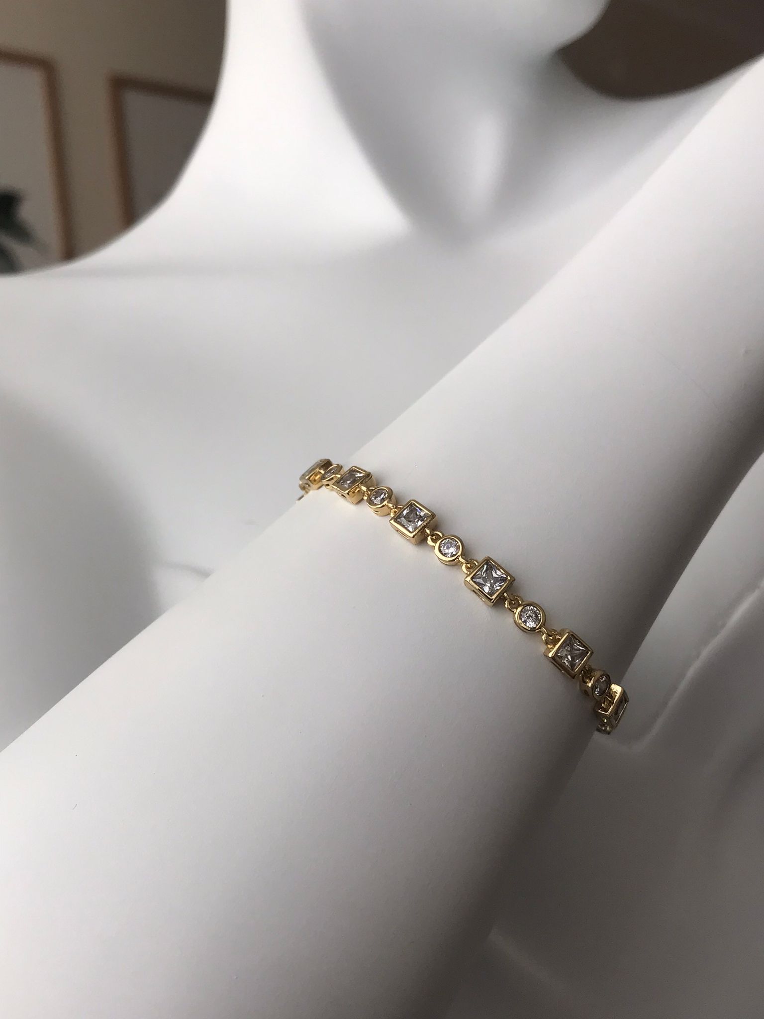 14K Yuvarlak&Kare Taş  Bileklik