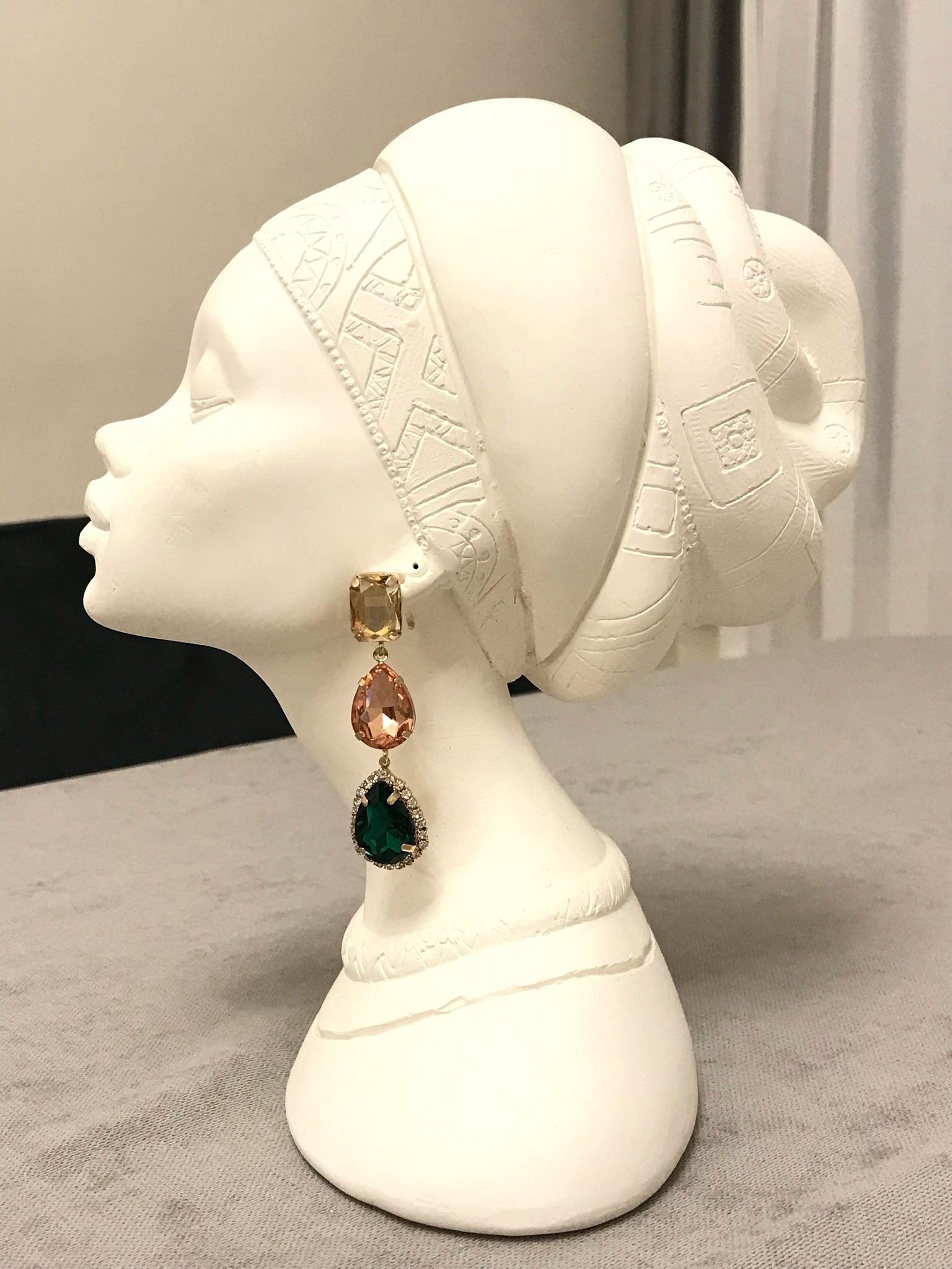 Renkli Damla Taş Detay Küpe