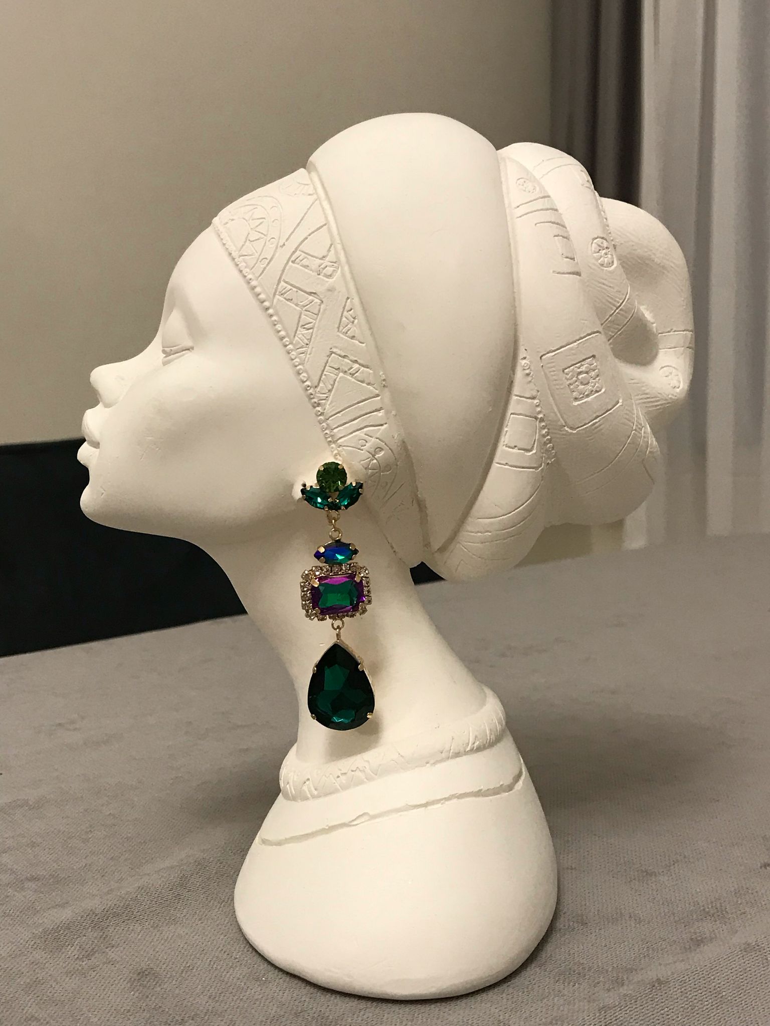 Yeşil Damla Taş Detay Küpe