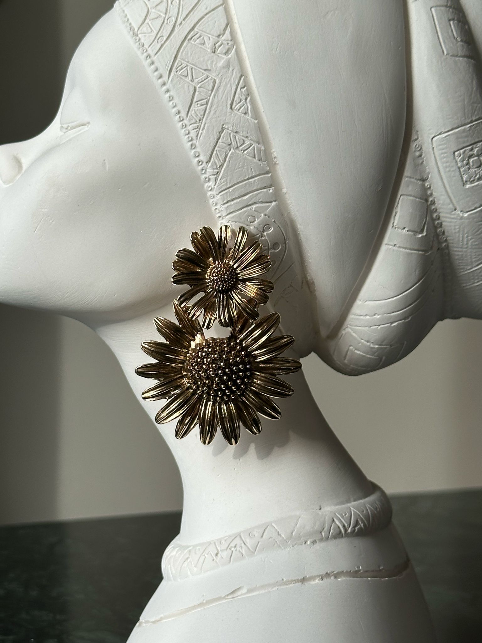 Gold Rengi Ayçiçeği Küpe