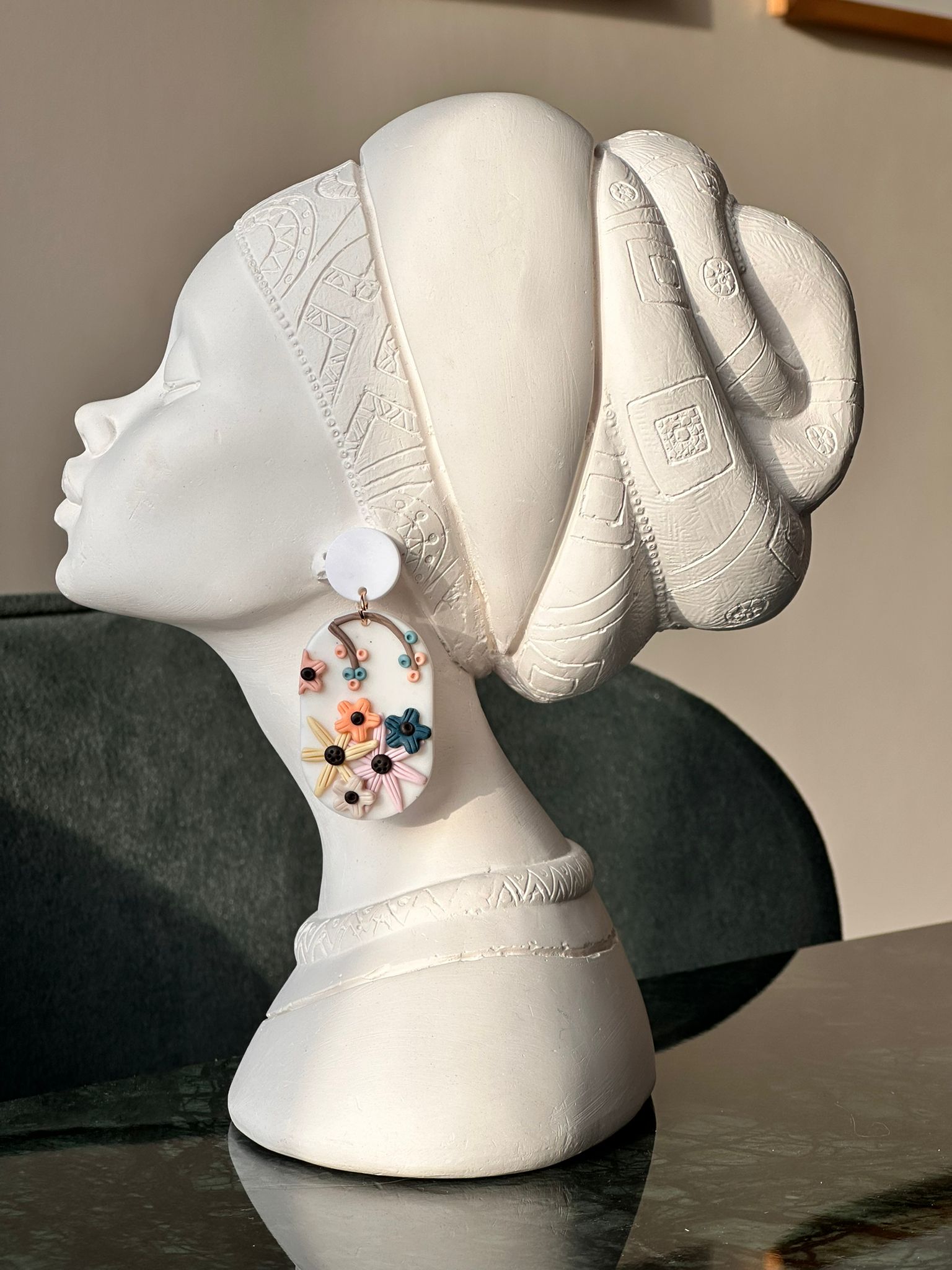 Oval Tablo Küpe Çiçek Desen