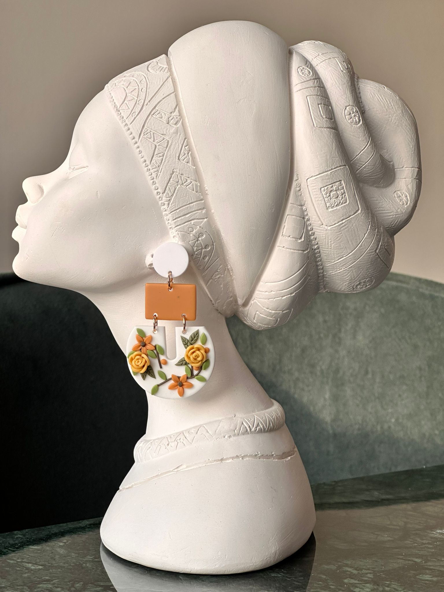 Tablo Küpe Çiçek Desen