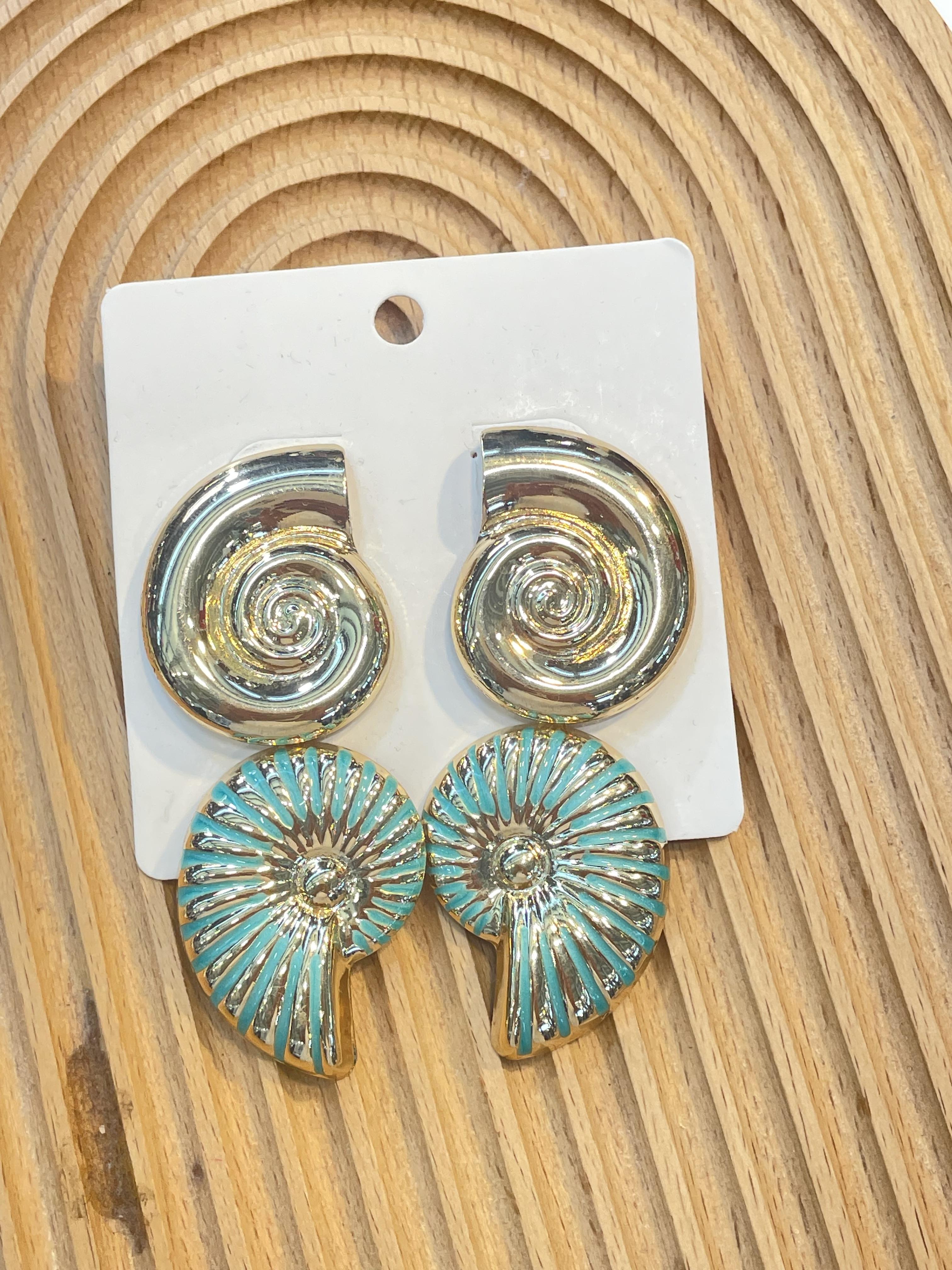 Gold Yeşil Deniz Kabuğu Küpe