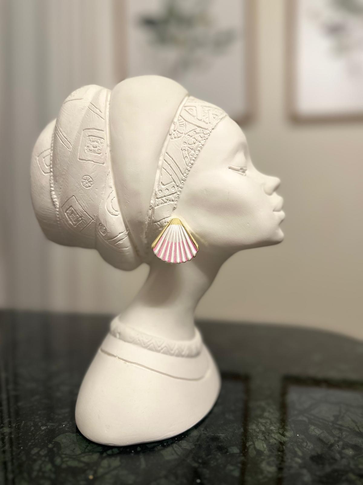 Pembe Beyaz Yarım Yelpaze Küpe