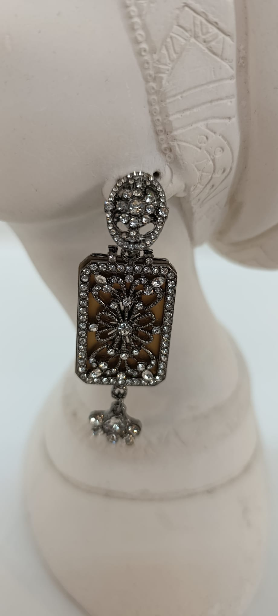 Gümüş Taş detay Abiye Küpe