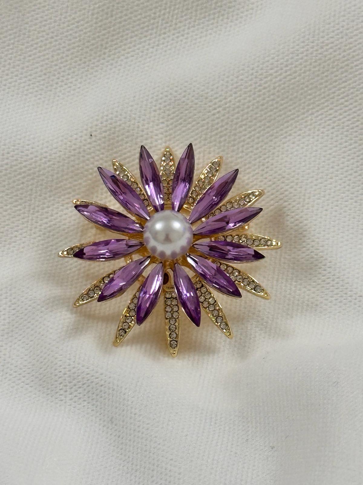 Çiçek Broş İnci Ve Lila Taş Detay
