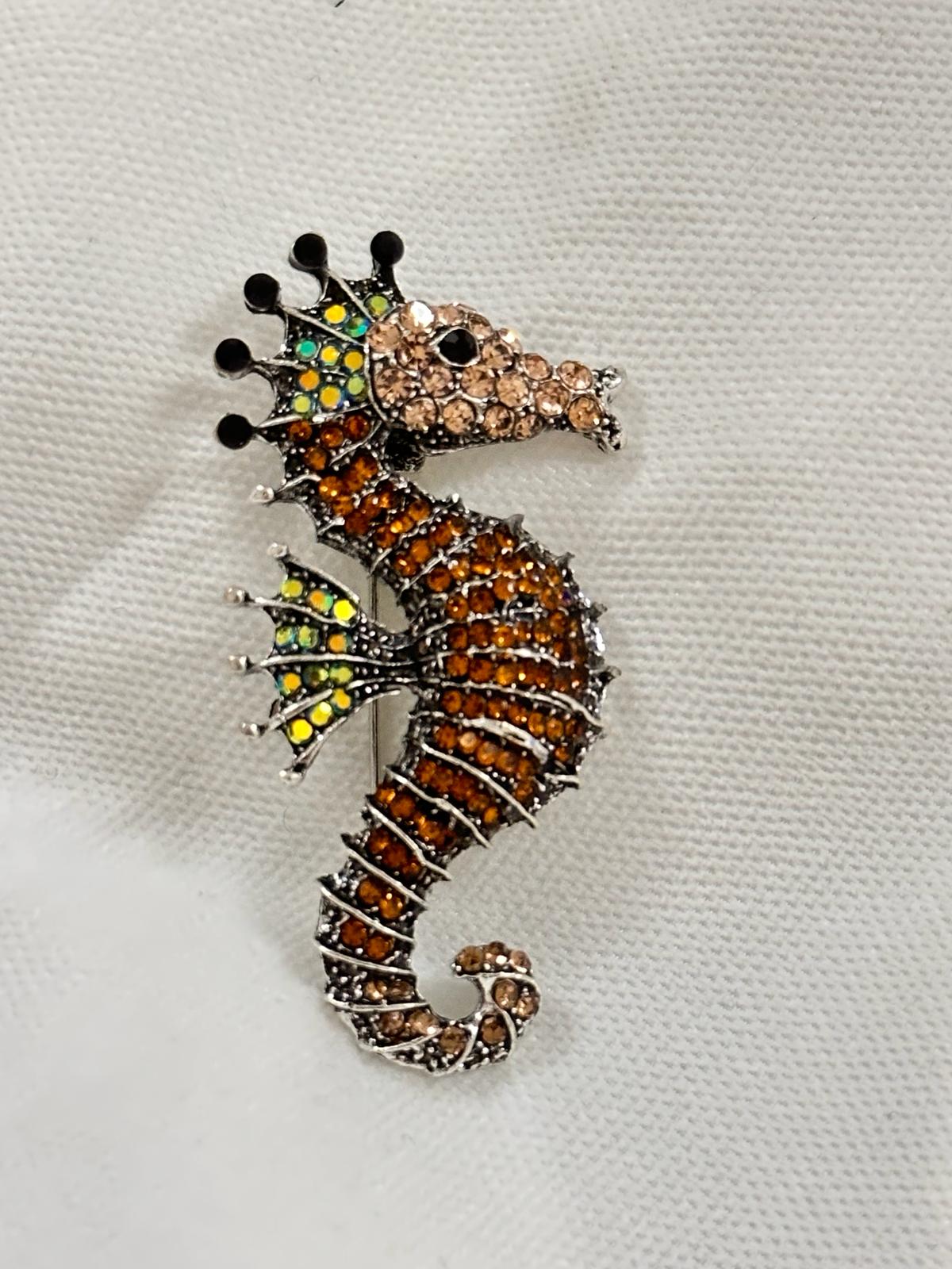 Renkli Deniz Atı Broş