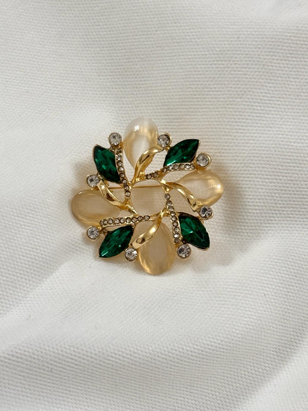 Vintage Tarzı Işıltılı Yeşil Taşlı Broş