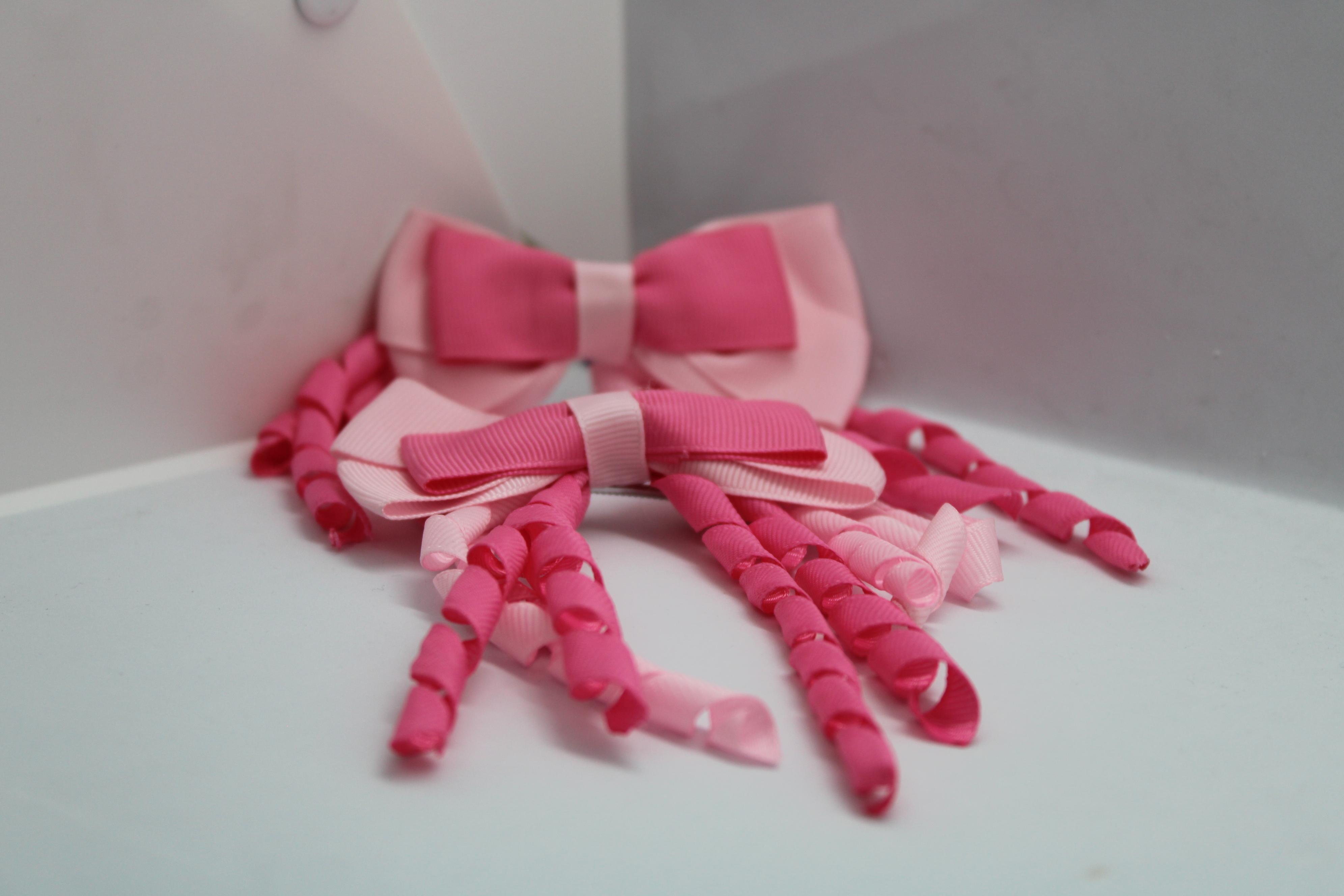 Pembe Fiyonk Sallantılı Pens Toka